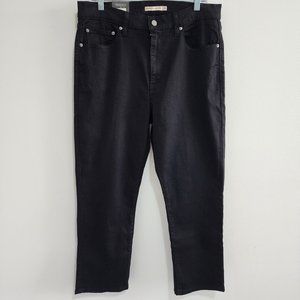 NWT Levi’s 724 Straight Jeans Minimalist High Rise Black Size 33